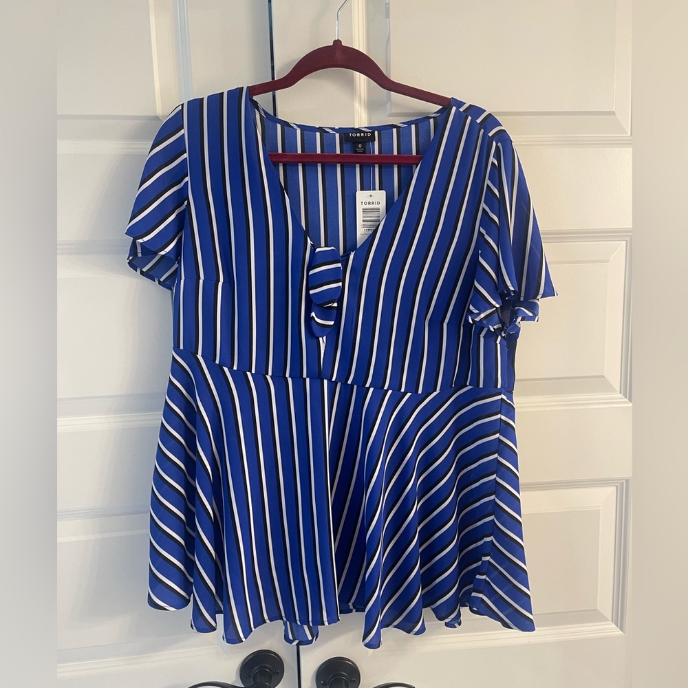 Torrid- peplum blue and white shirt